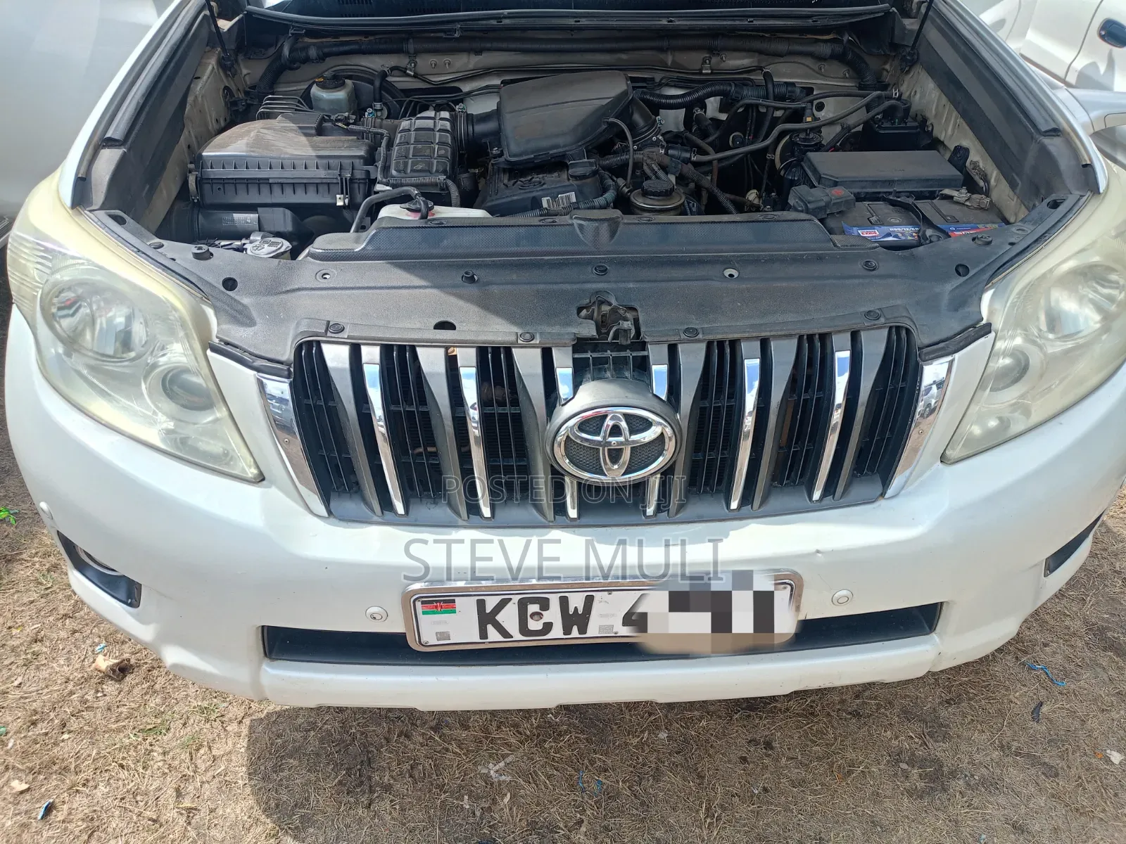 Toyota Land Cruiser Prado 2013 White