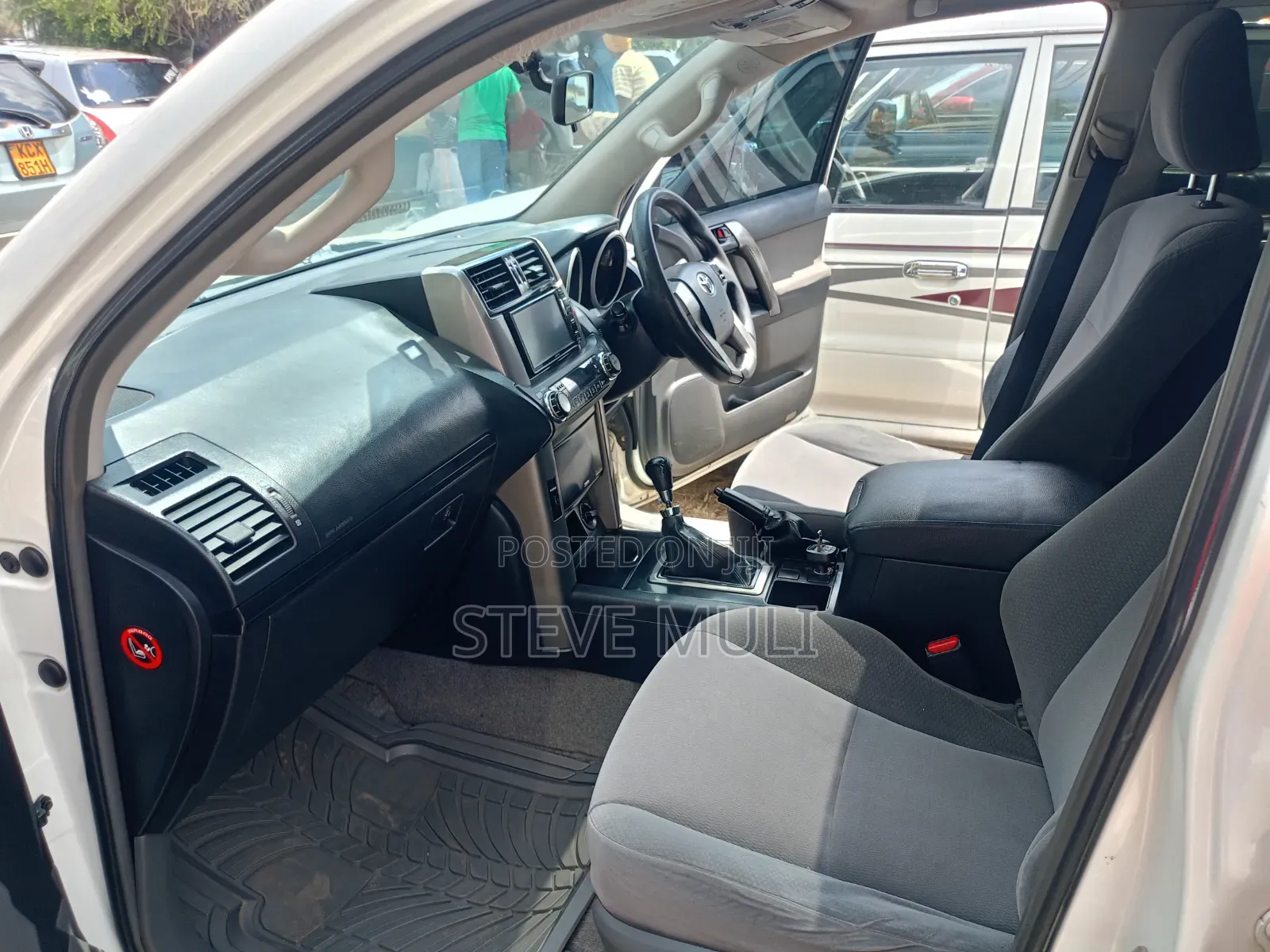 Toyota Land Cruiser Prado 2013 White