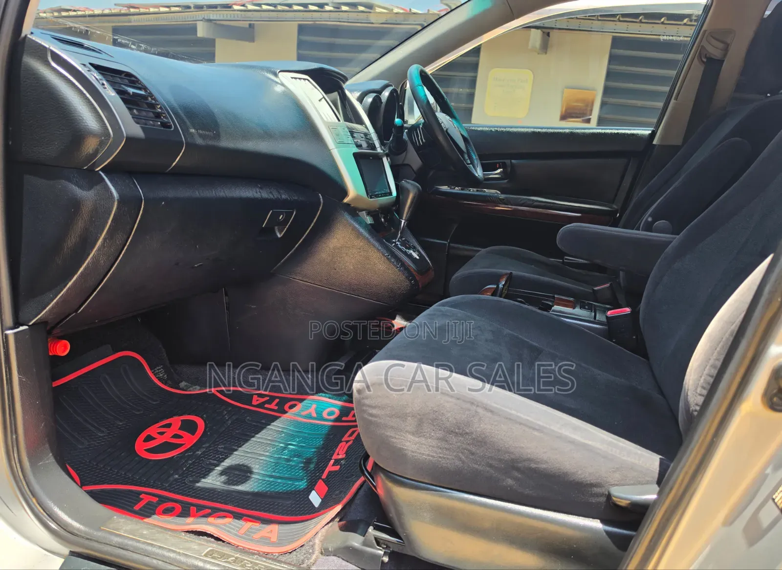 Toyota Harrier 2010 Silver