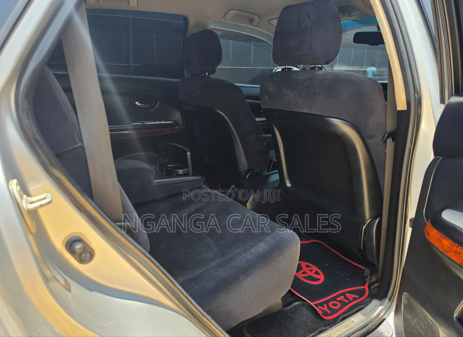 Toyota Harrier 2010 Silver