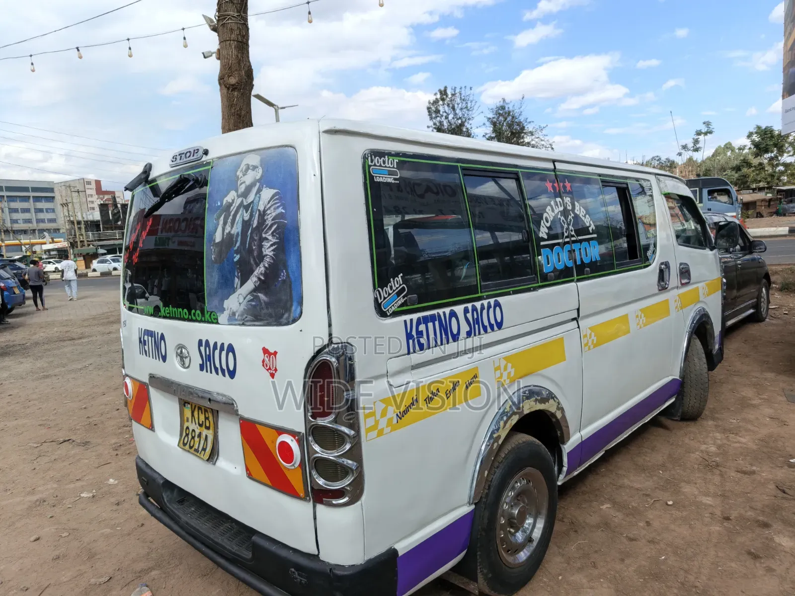 Toyota HiAce 2007 White