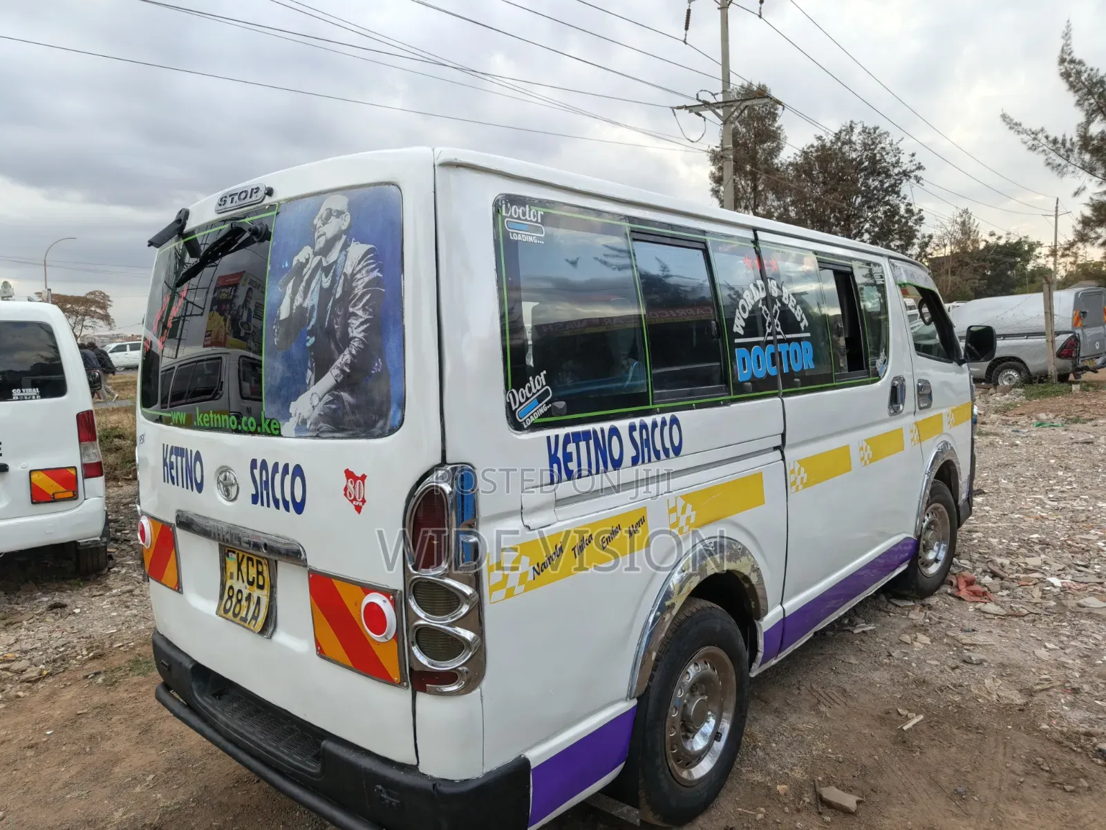 Toyota HiAce 2007 White