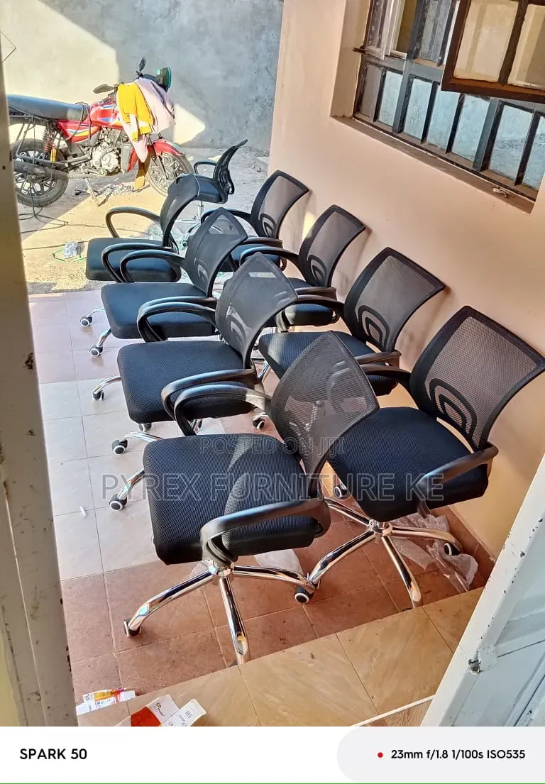 Black Mesh Office Chair