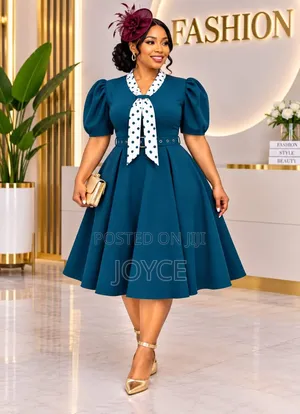 Skater Dress With a Tie-Like