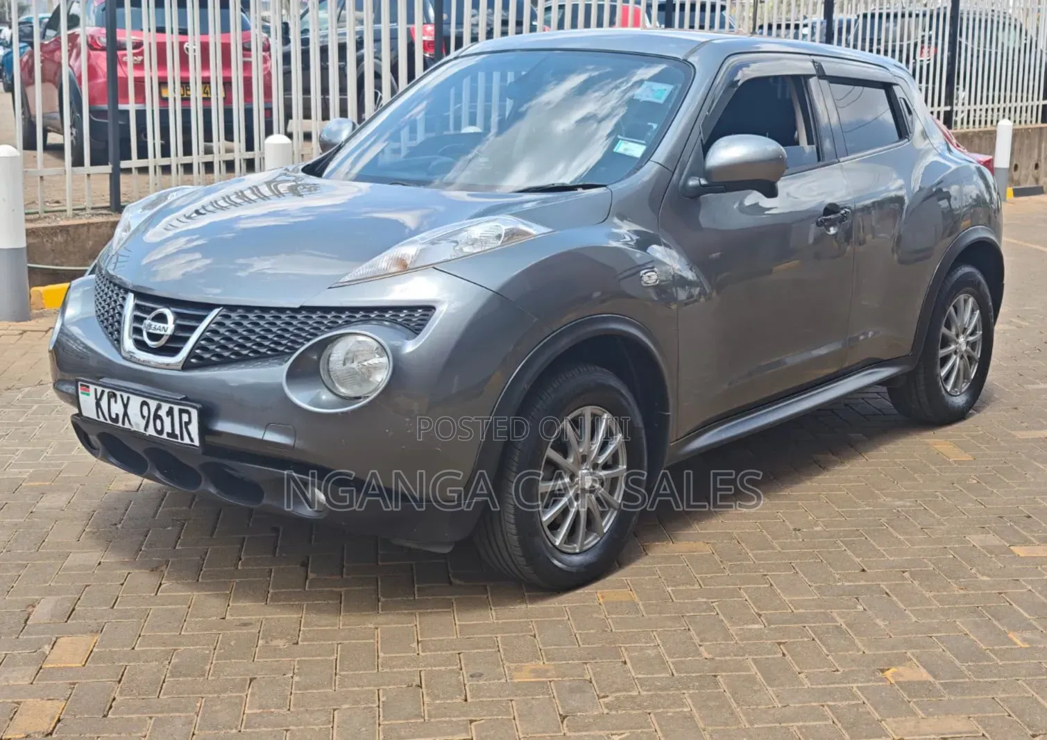 Nissan Juke 2012 Gray