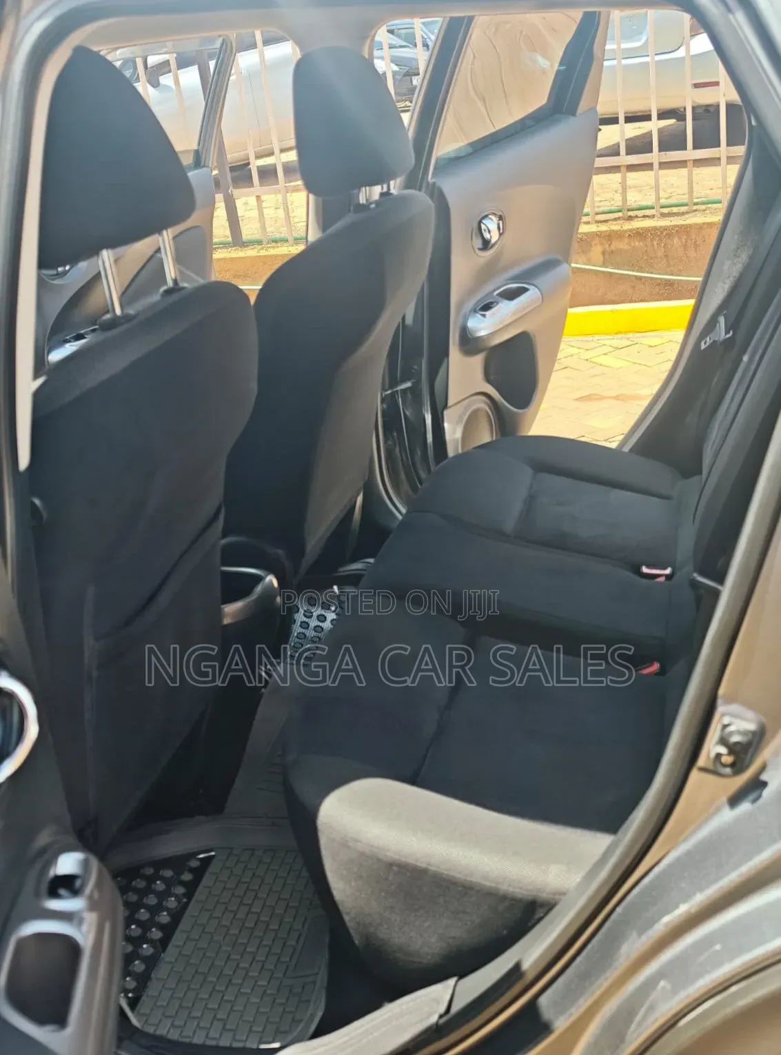 Nissan Juke 2012 Gray