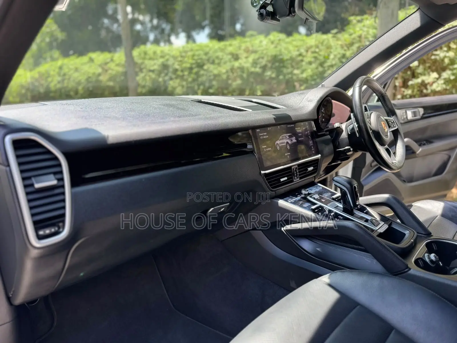 Porsche Cayenne 2018 White