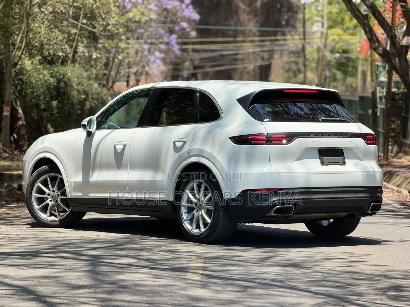 Porsche Cayenne 2018 White