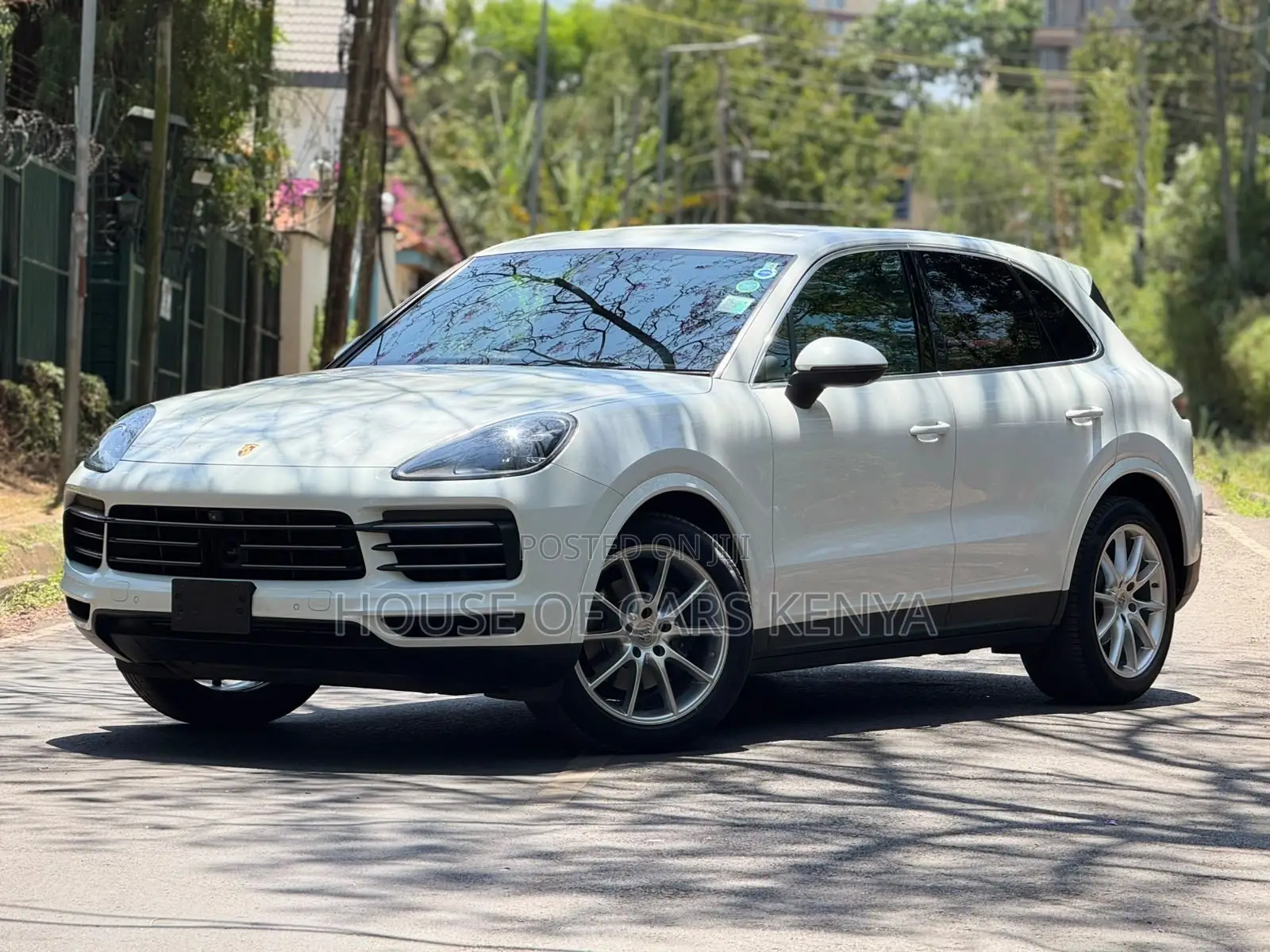 Porsche Cayenne 2018 White