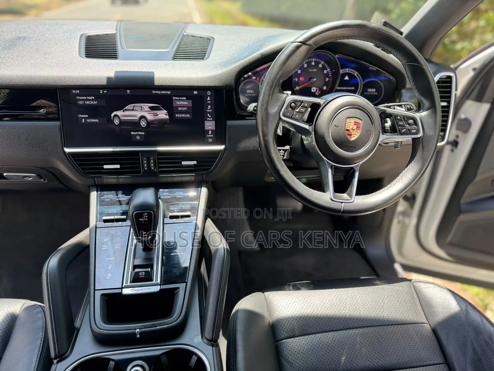 Porsche Cayenne 2018 White