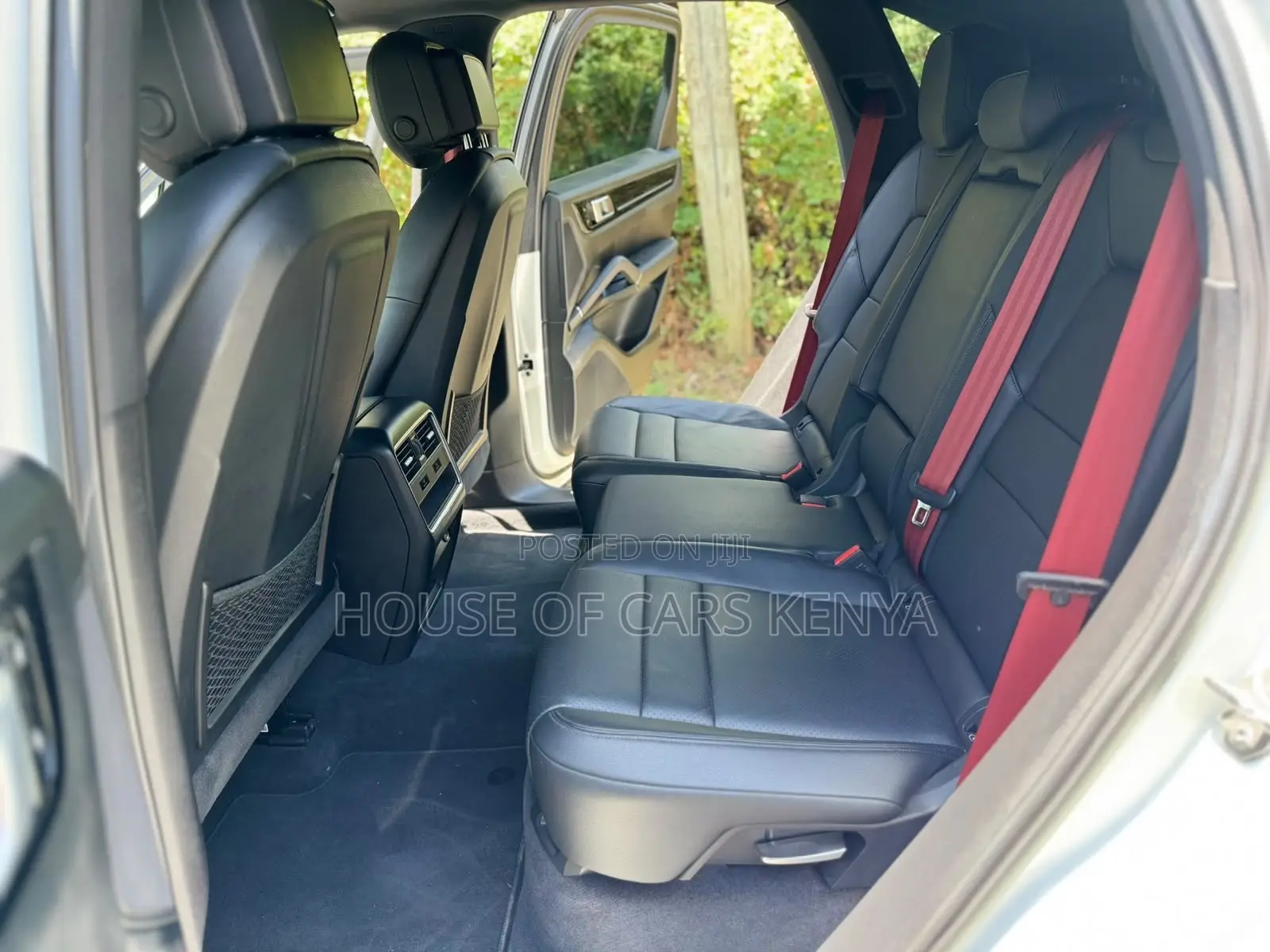 Porsche Cayenne 2018 White