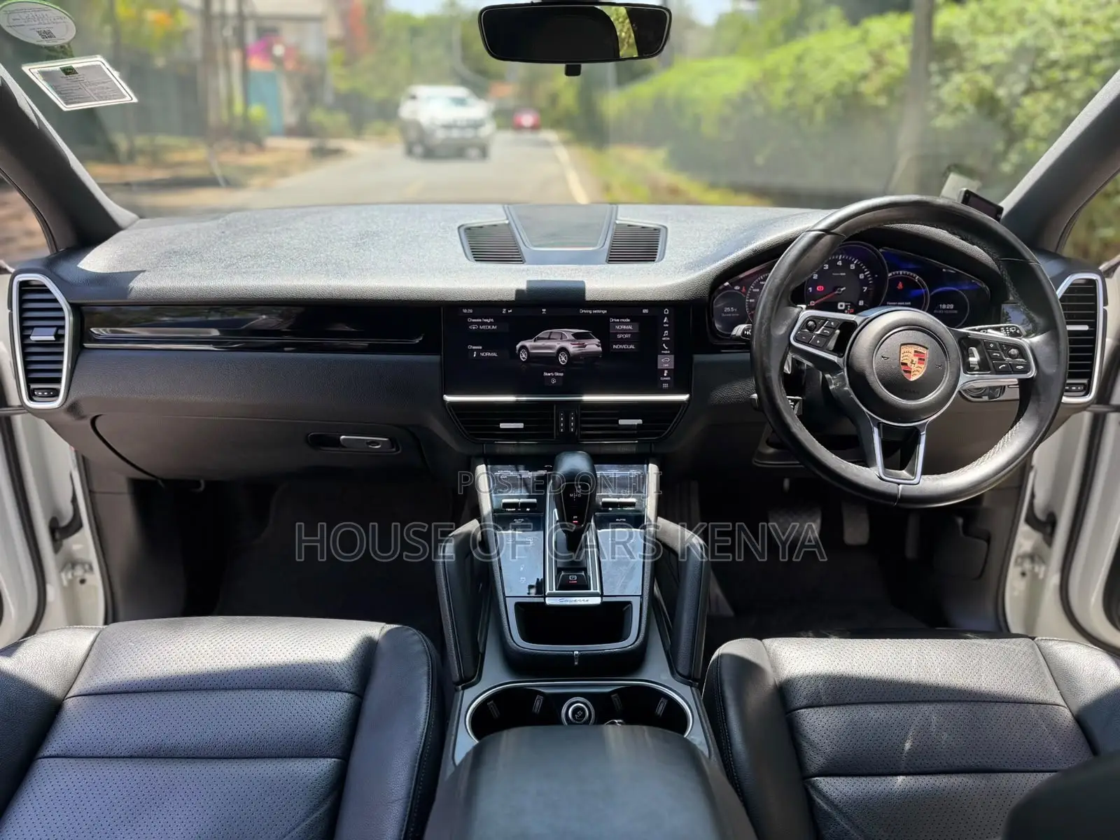 Porsche Cayenne 2018 White