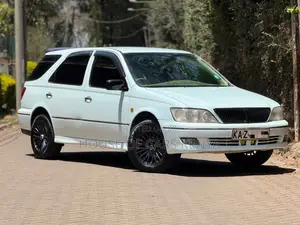 Toyota Vista 2001 Blue