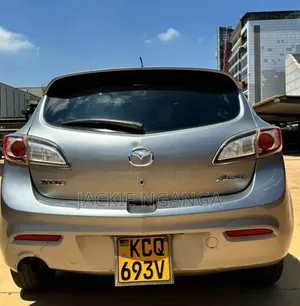 Mazda Axela 2011 Silver