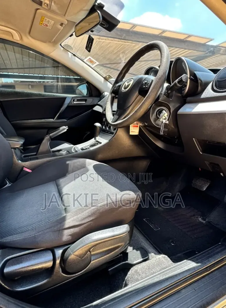 Mazda Axela 2011 Silver