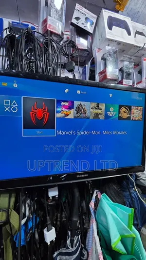 Sony PlayStation 4 Slim ,PS4 Slim Chipped With Fc 27 and Other Games