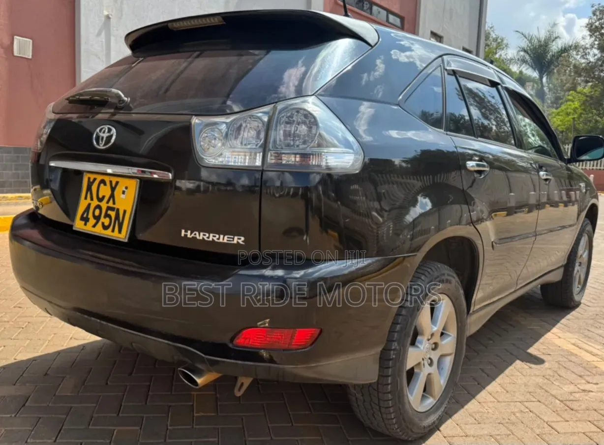Toyota Harrier 2.4 2012