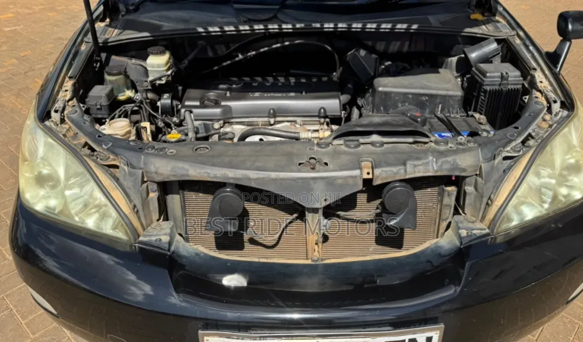 Toyota Harrier 2.4 2012