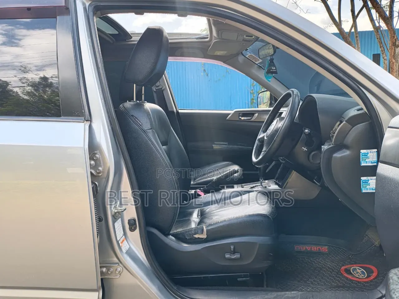 Subaru Forester 2011 Silver