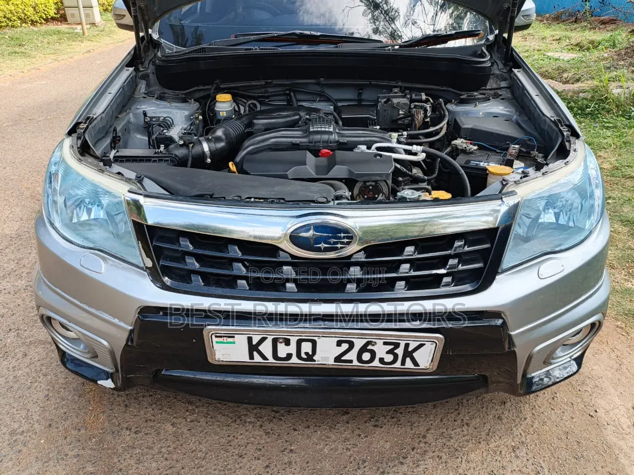 Subaru Forester 2011 Silver
