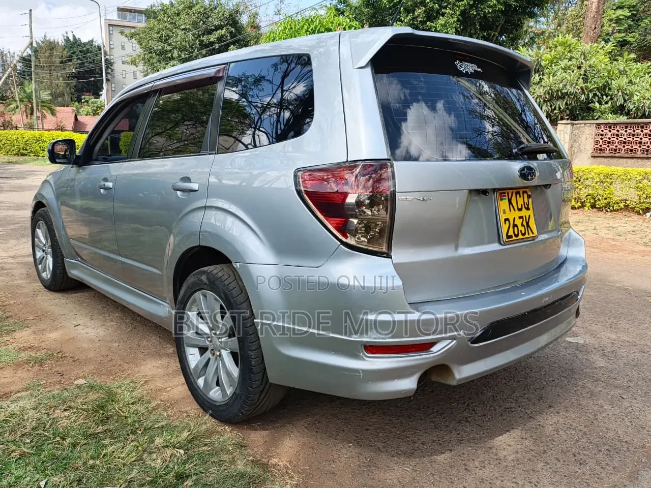 Subaru Forester 2011 Silver