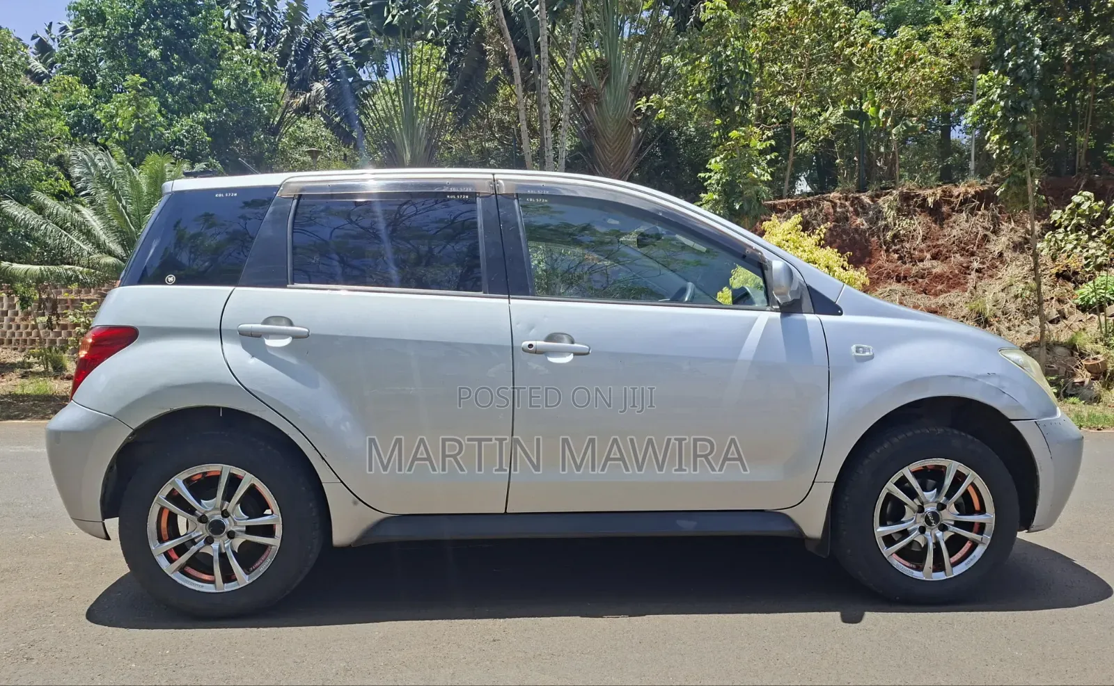 Toyota IST 2005 Silver