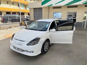 Toyota Caldina 2004 White