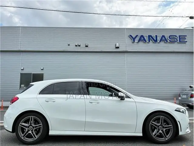 Mercedes-Benz A-Class 2022 White