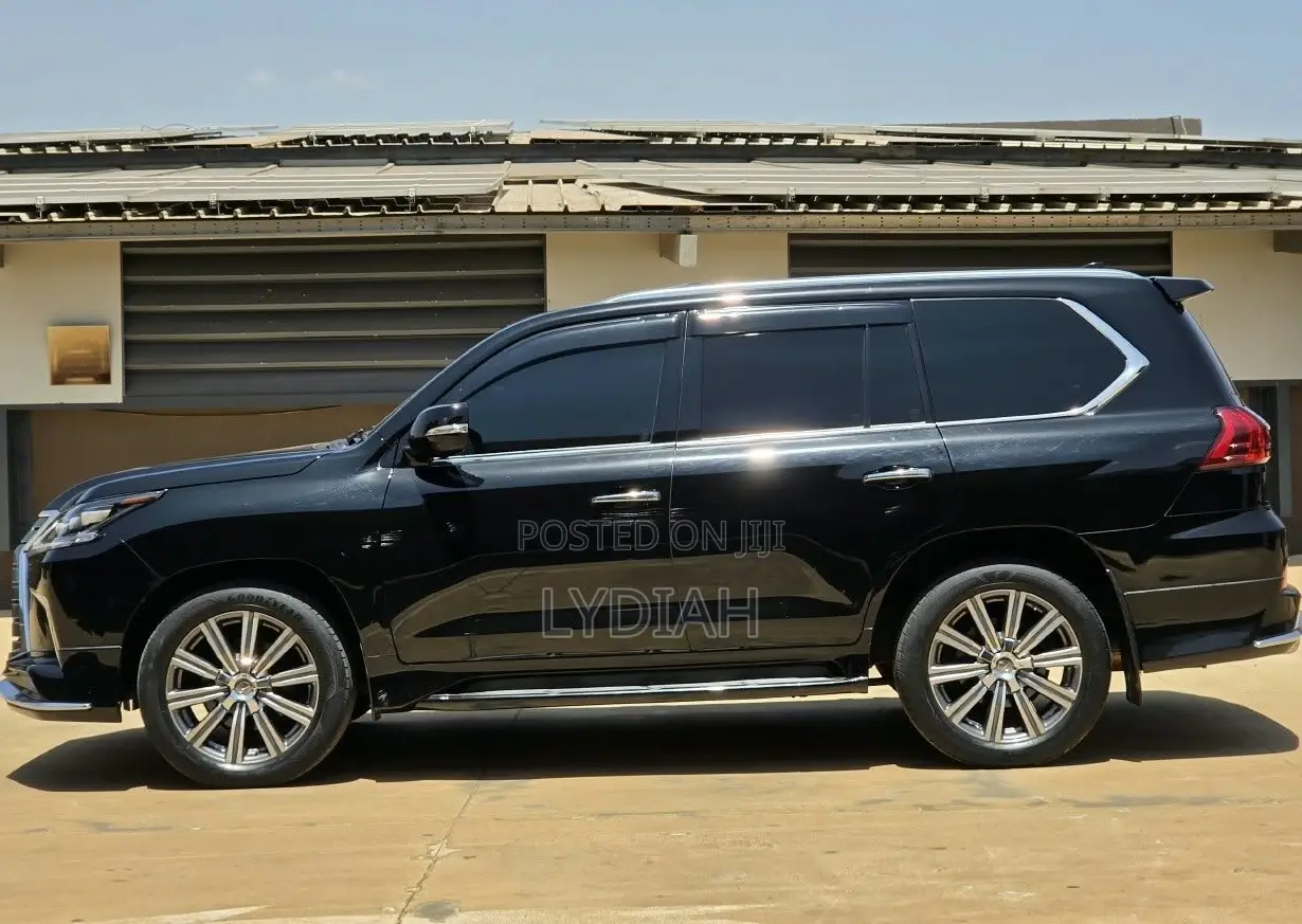 Lexus LX 2016 Black
