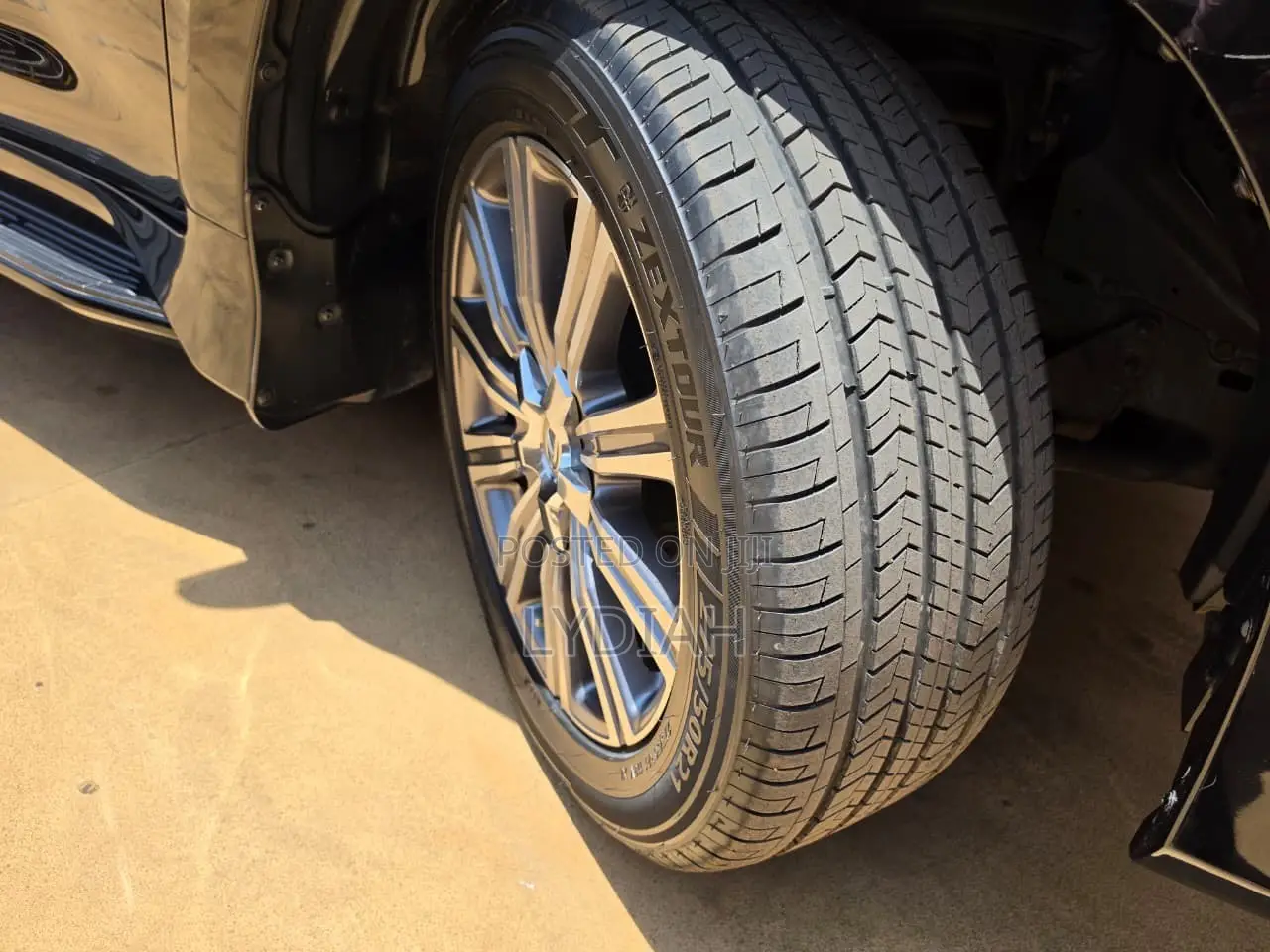 Lexus LX 2016 Black