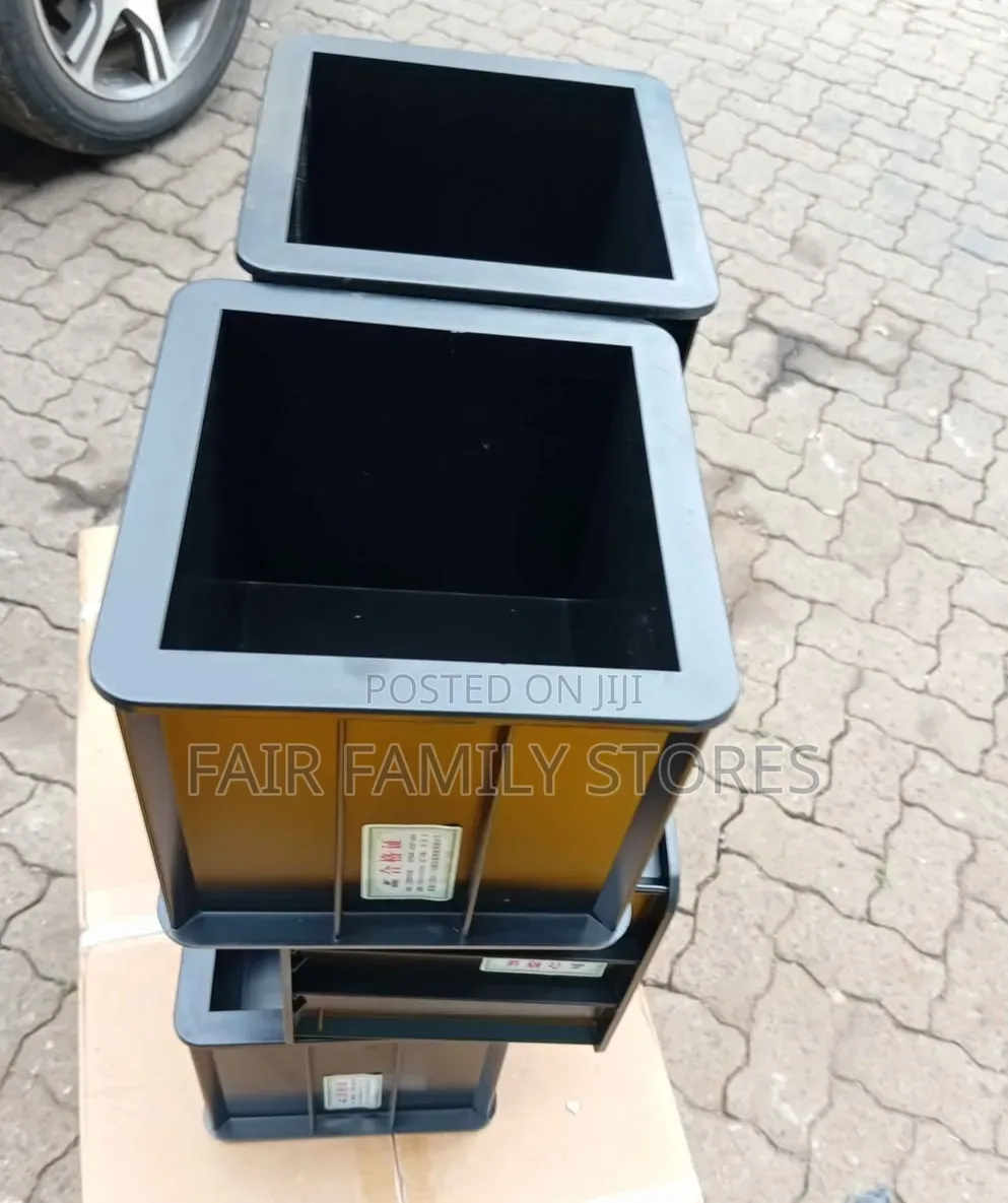 Plastic Concrete Test Cube