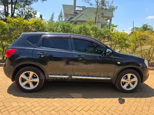 Nissan Dualis 2011 Black