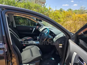 Nissan Dualis 2011 Black