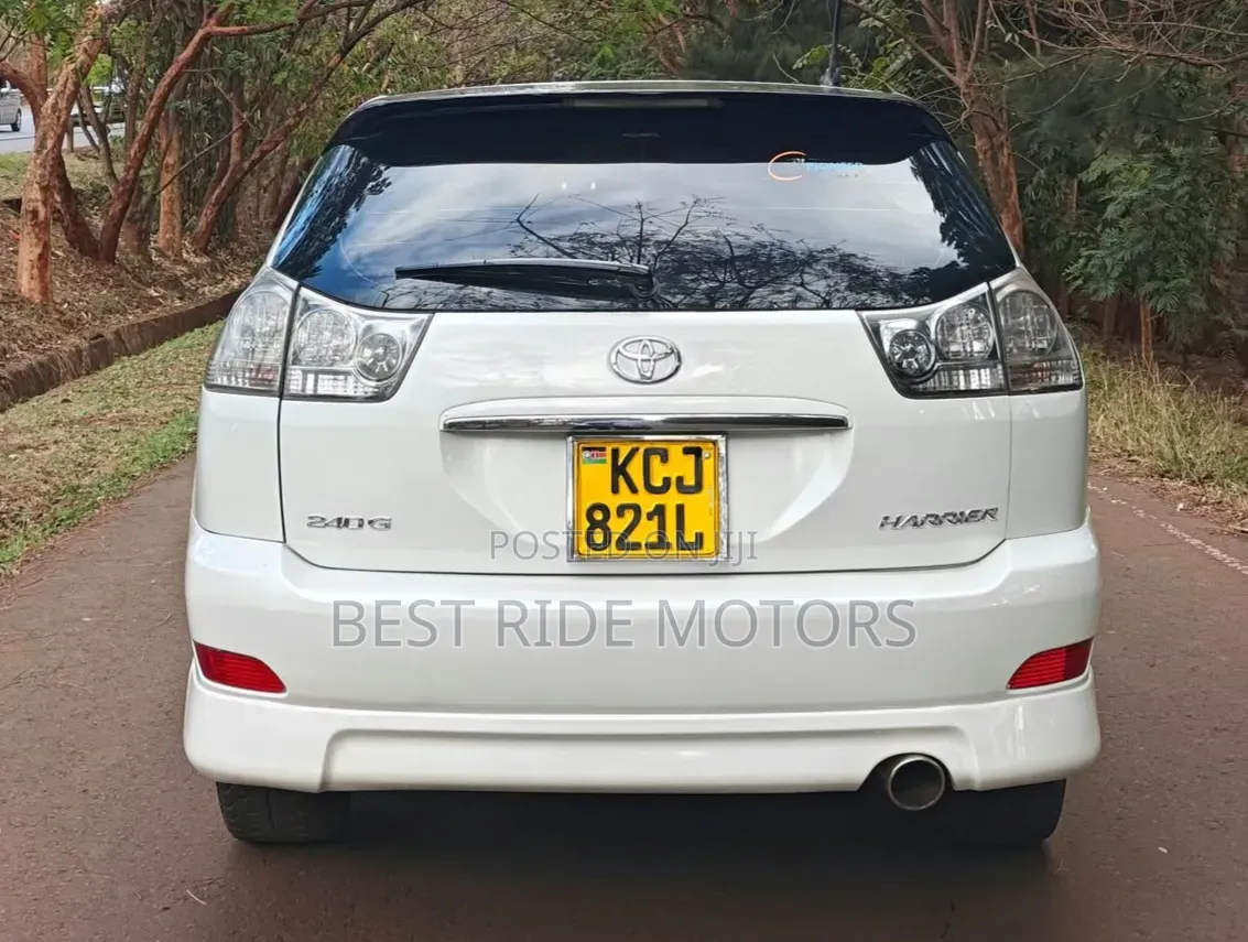 Toyota Harrier 2.4 2009 White