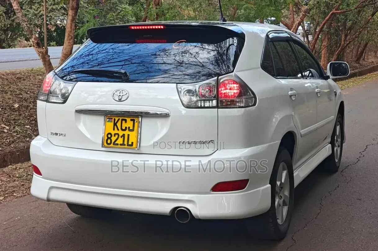 Toyota Harrier 2.4 2009 White