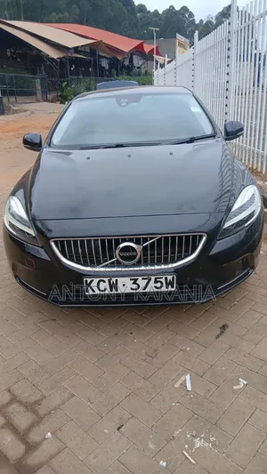 Volvo V40 2013 Black