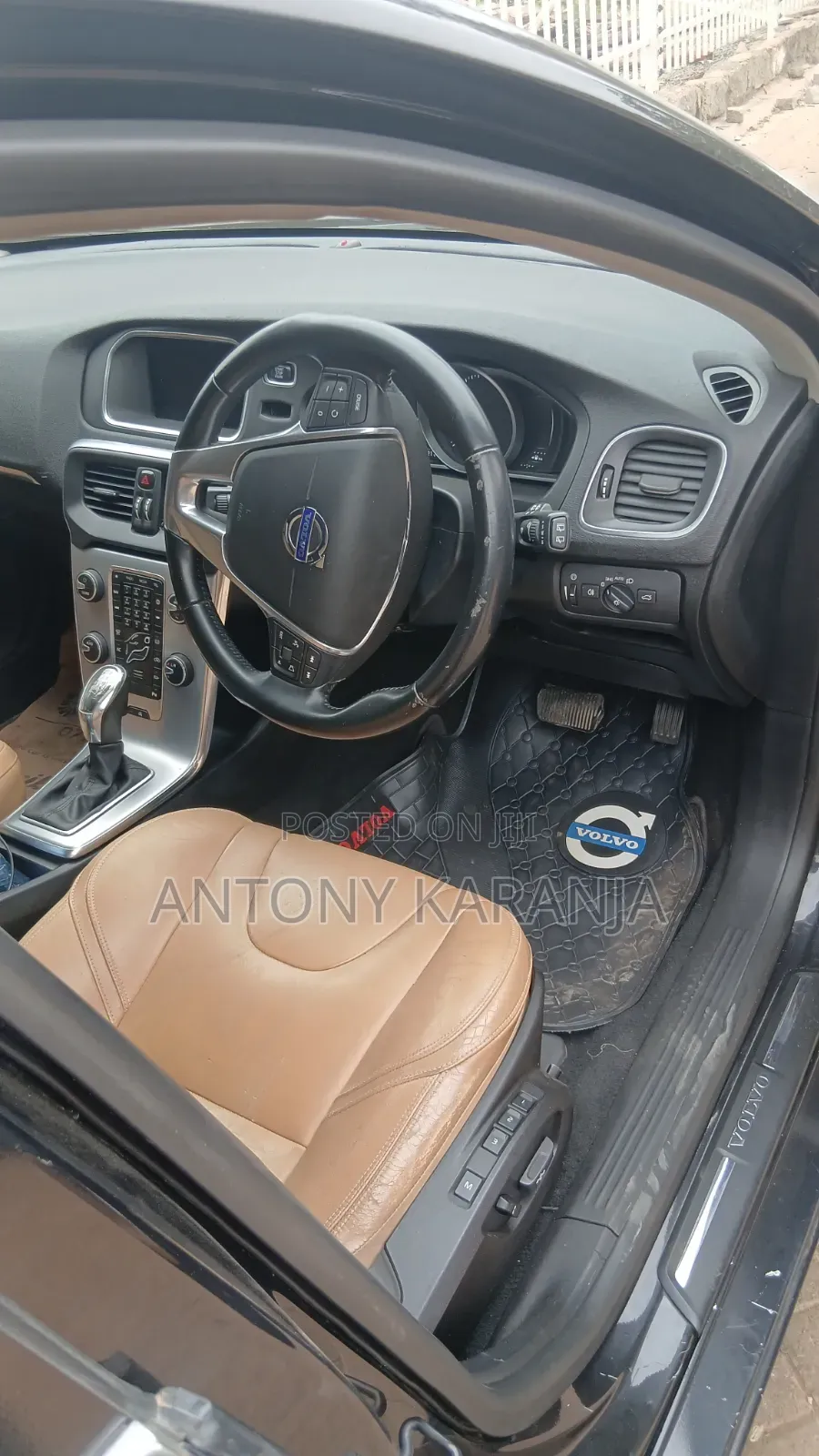 Volvo V40 2013 Black