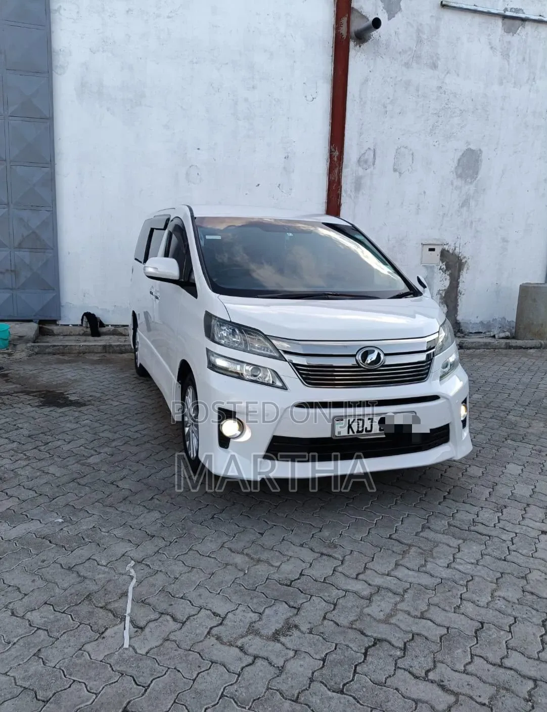 Toyota Voxy 2017 White
