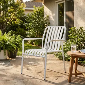 Garden Chair; Stackable Plastic Outdoor Chair