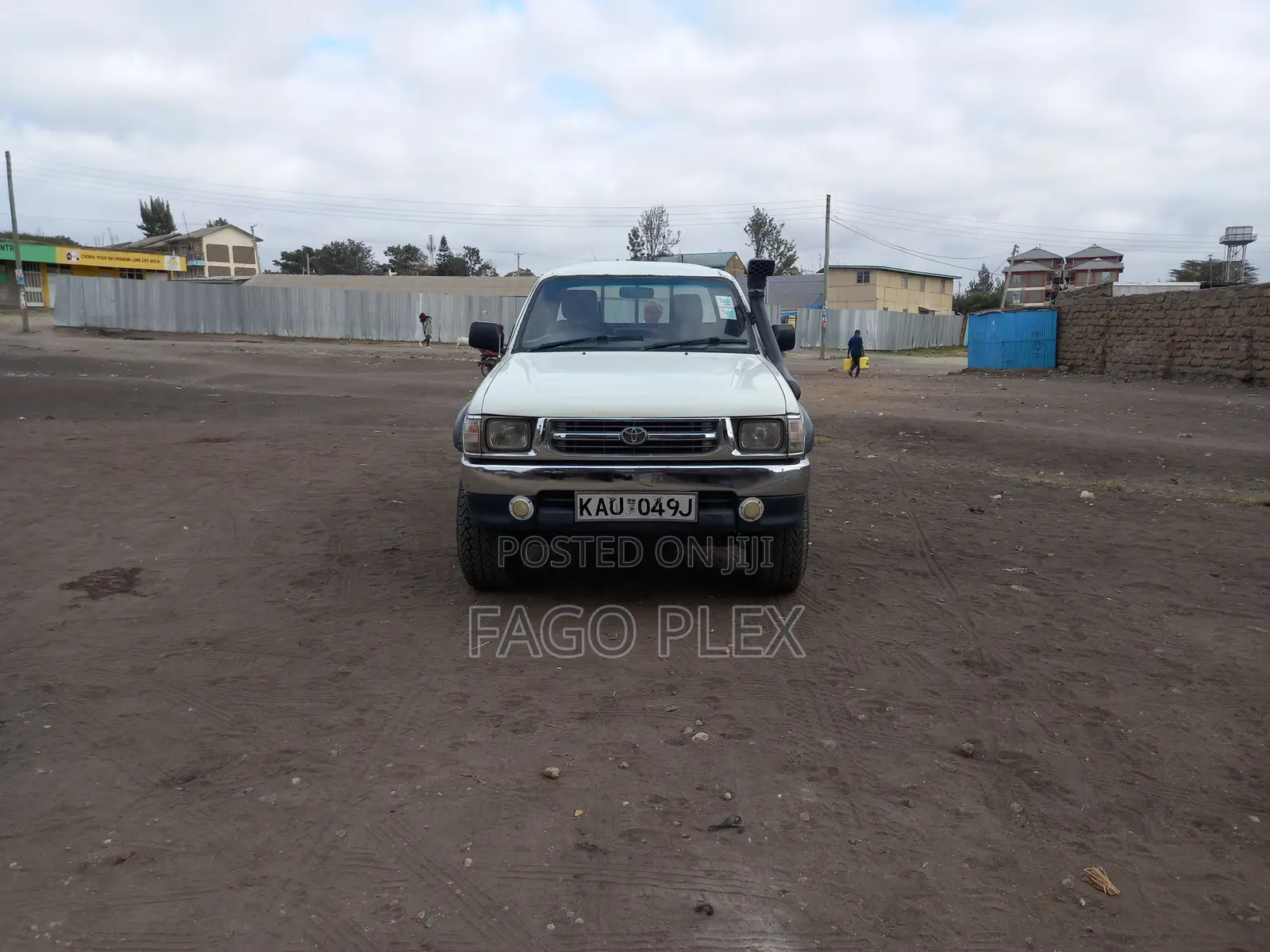 Toyota Hilux 2.5 Cab 2005 White