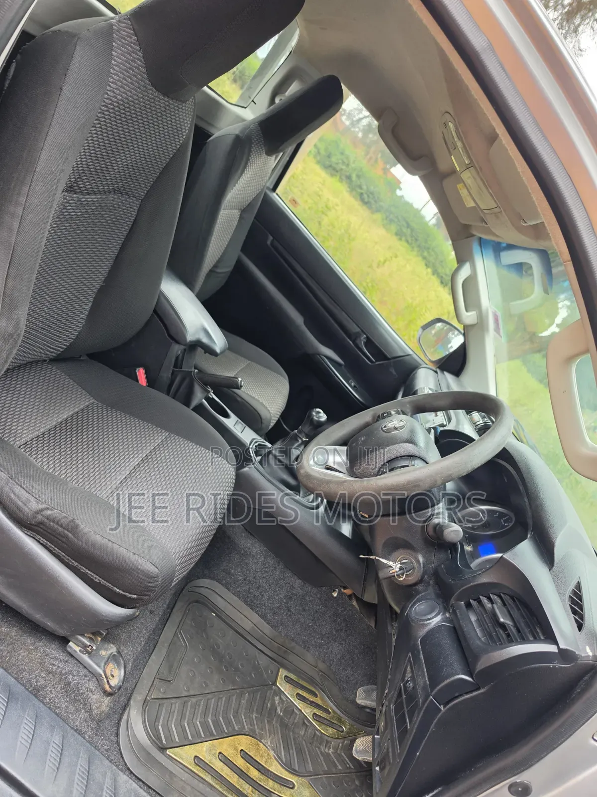 Toyota Hilux 2017 Silver