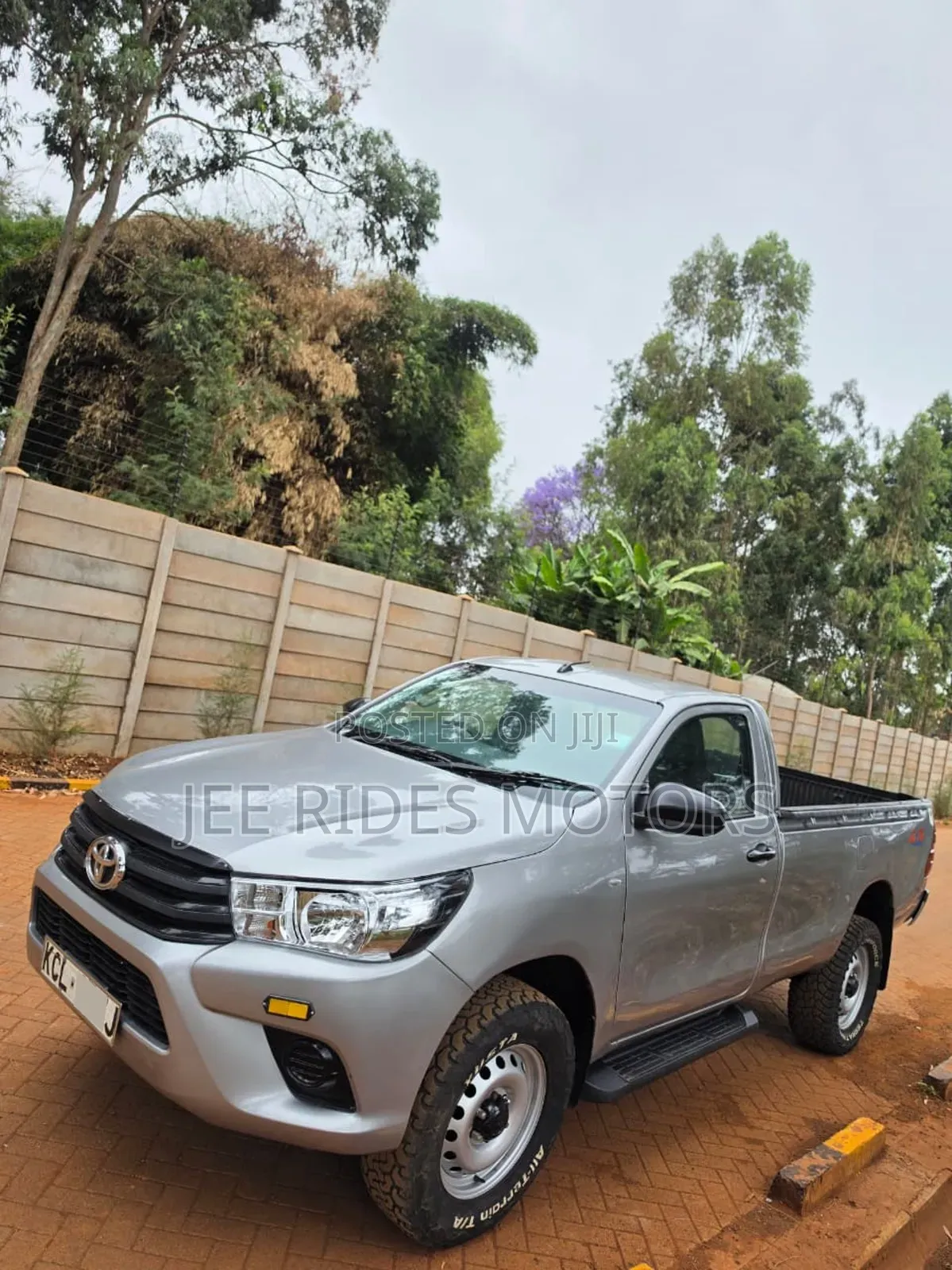 Toyota Hilux 2017 Silver