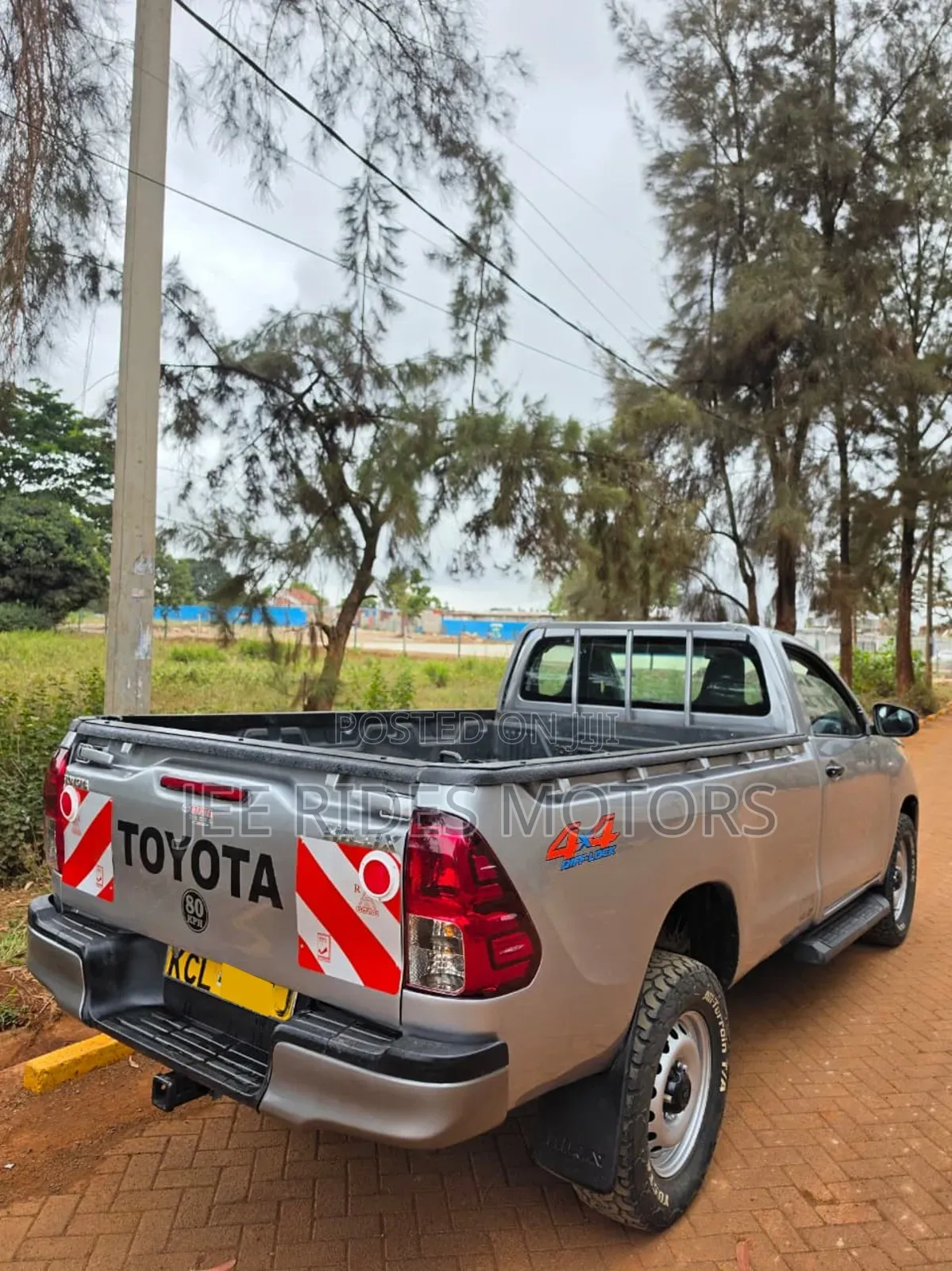 Toyota Hilux 2017 Silver