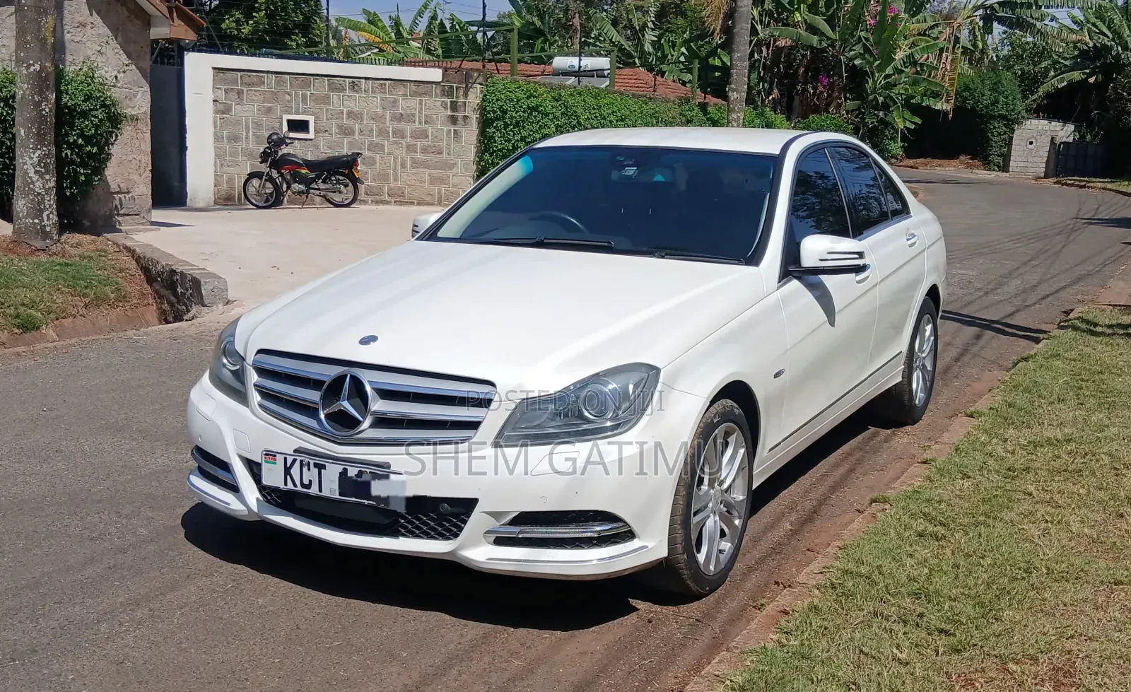 Mercedes-Benz C200 2012 White