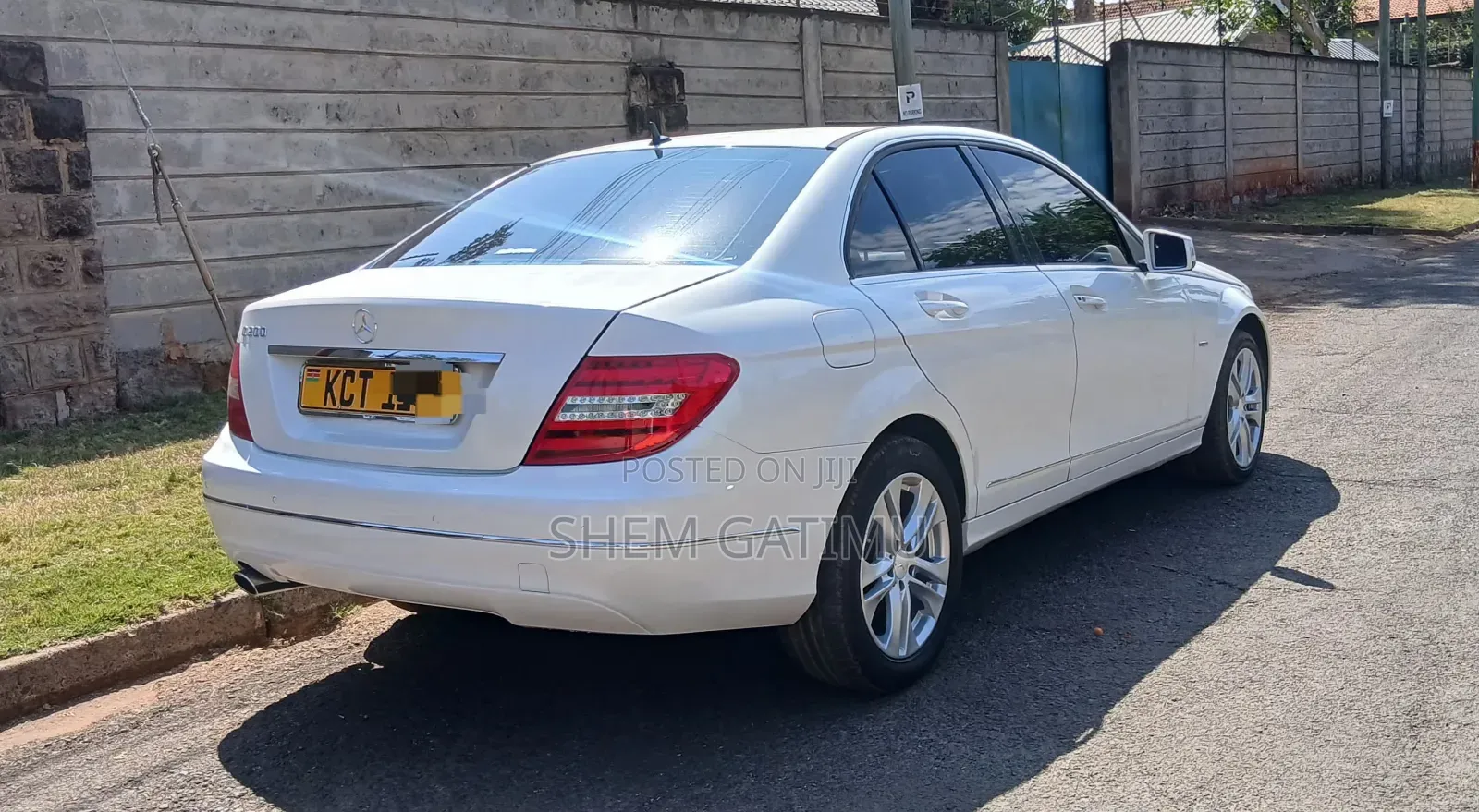 Mercedes-Benz C200 2012 White