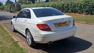 Mercedes-Benz C200 2012 White