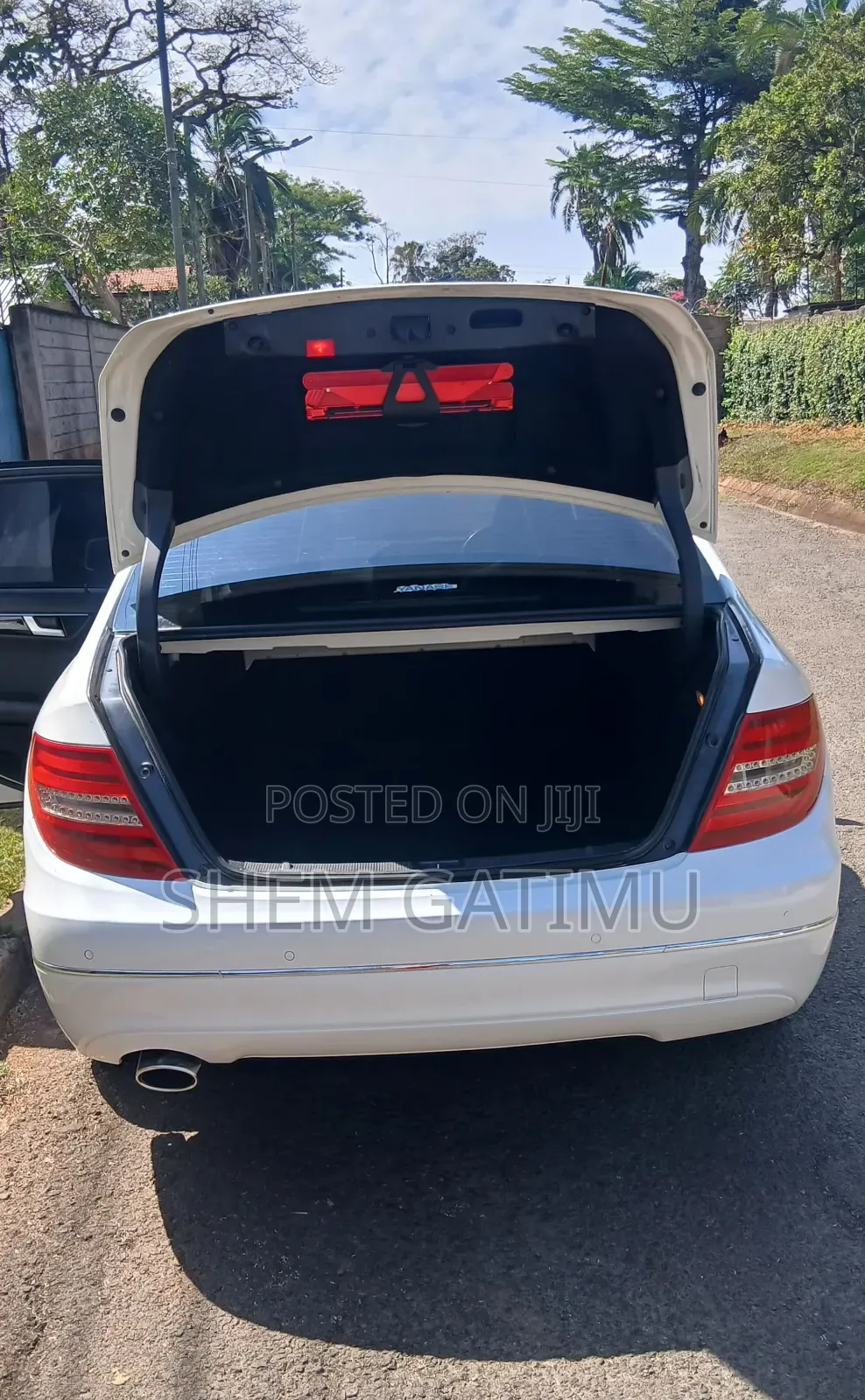 Mercedes-Benz C200 2012 White