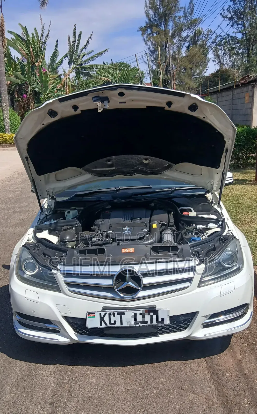 Mercedes-Benz C200 2012 White