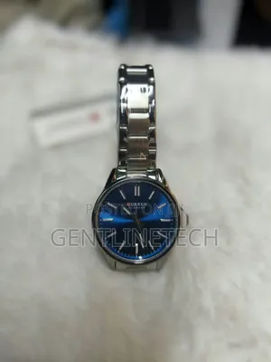 Curren 9090 Fashion Wristwatch