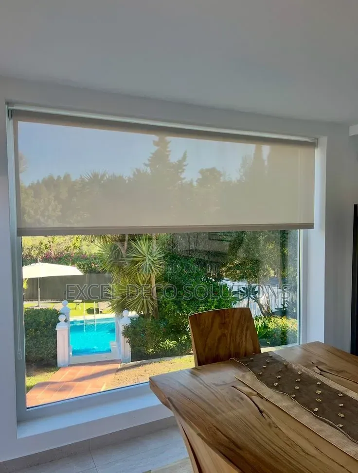 Sunscreen Roller Blinds for Professional Interiors